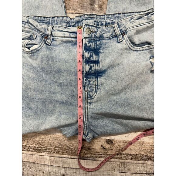 Old Navy Curvy High-Waisted Button-Fly OG Straight Ankle Jeans Ripped Light Wash - Picture 6 of 9